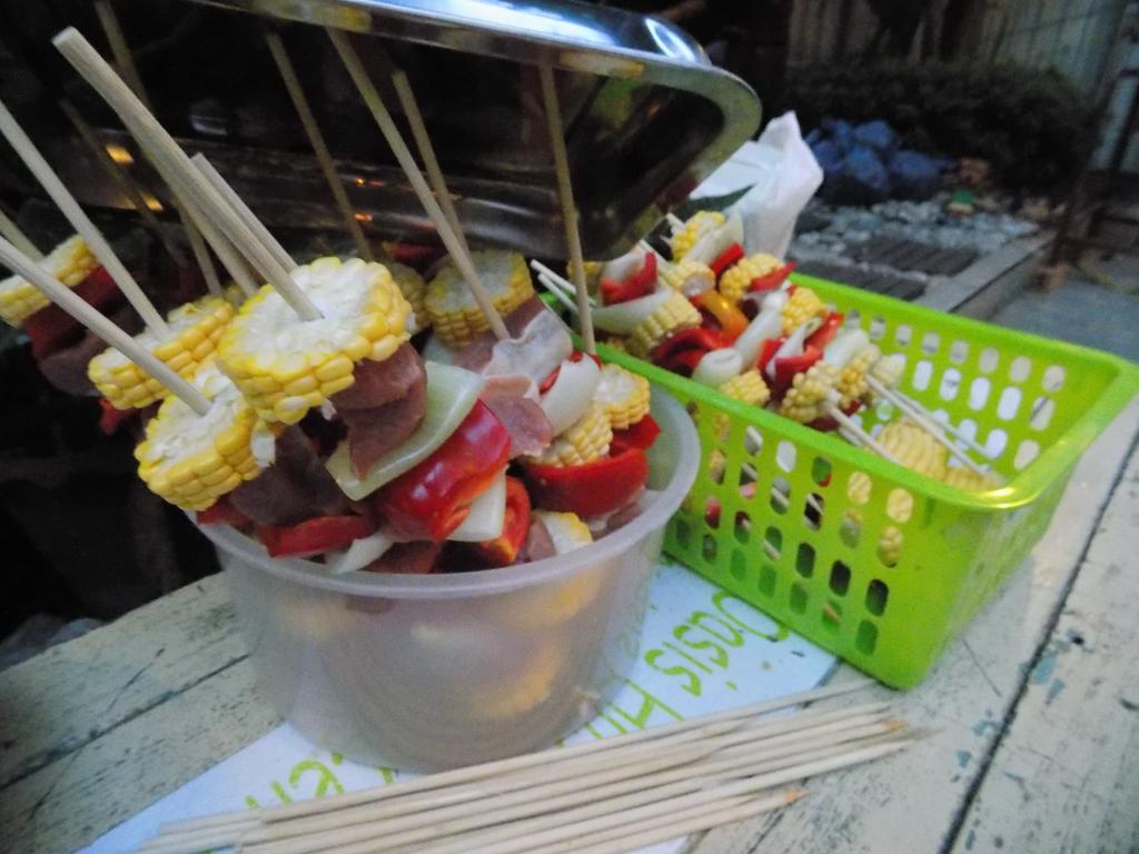 The Oasis Hostel (Adults Only) Bangkok Bagian luar foto